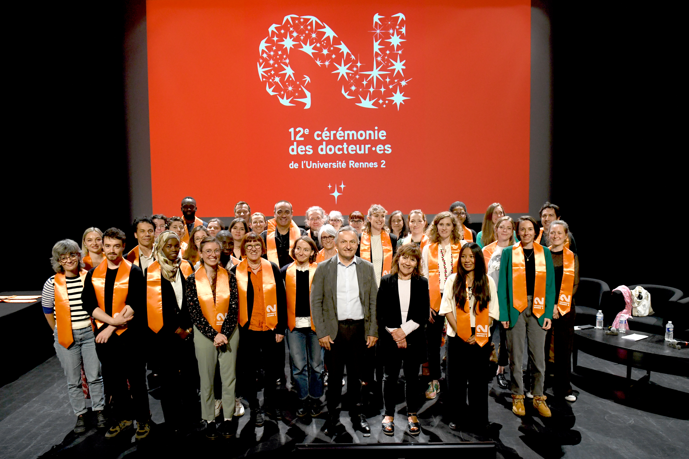 photo de la promotion 2024 des docteurs et docteures de Rennes 2