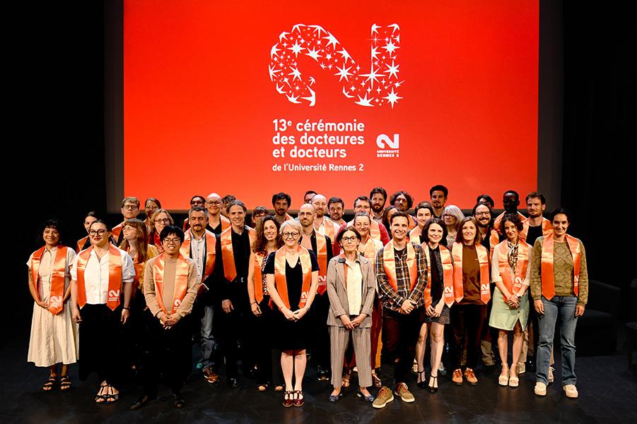 photo de groupe de la promotion 2025 des docteurs de l'Université Rennes 2