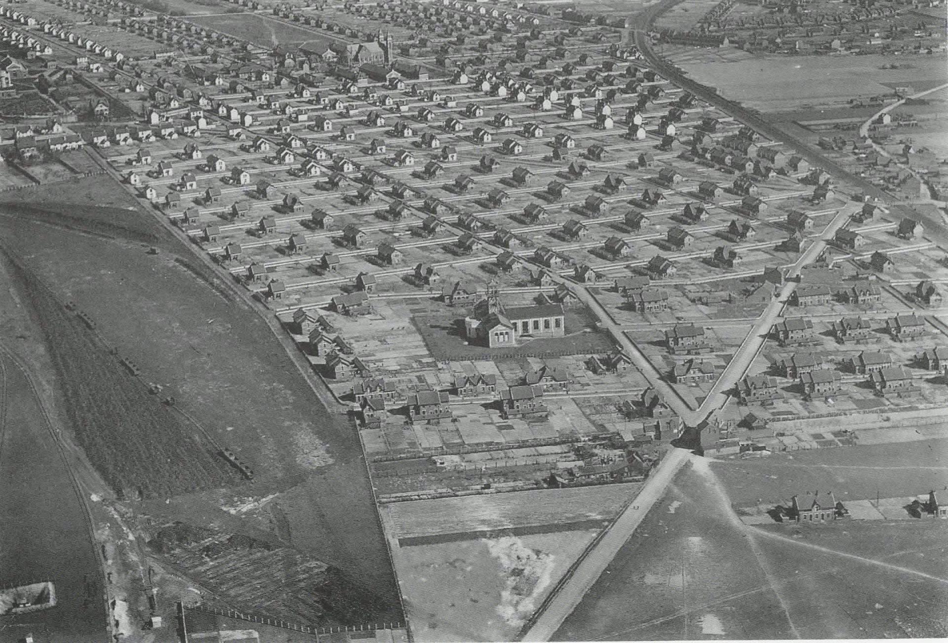 Cités minières à Loos-en-Gohelle (vers 1930)