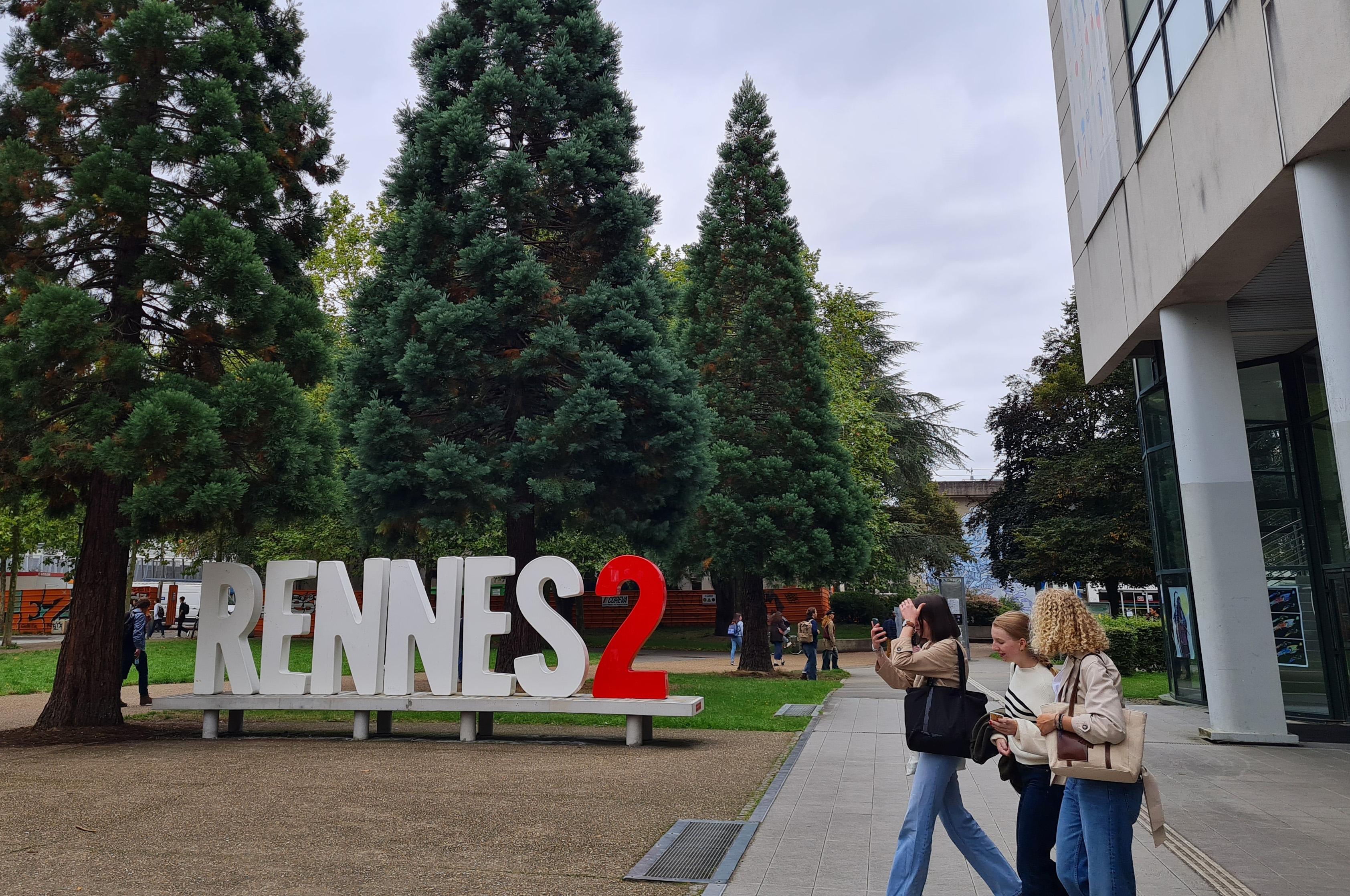 entrée du campus Villejean