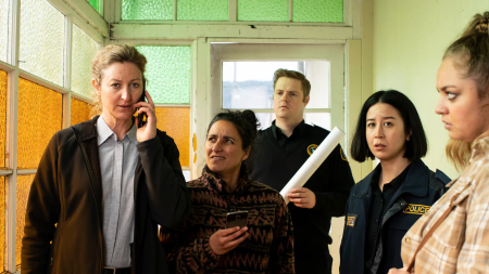 Image tirée de la série Deadloch