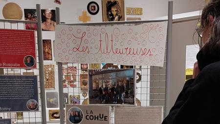 apperçu d'un visuel les tiltheureuses le jour de la restitution