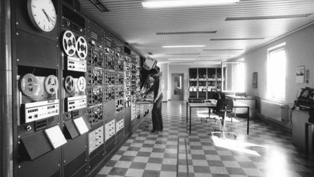 Photo de la salle des bobines dans les locaux de Radio Free Europe/Radio Liberty à Munich