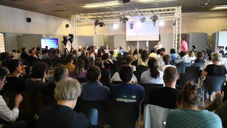 le public assiste à la journée de la recherche 2026