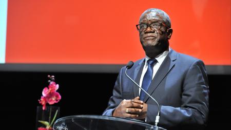 Denis Mukwege au pupitre