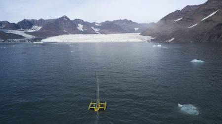 Le voilier d'Arctic Lab naviguant en Islande © Arctic Lab