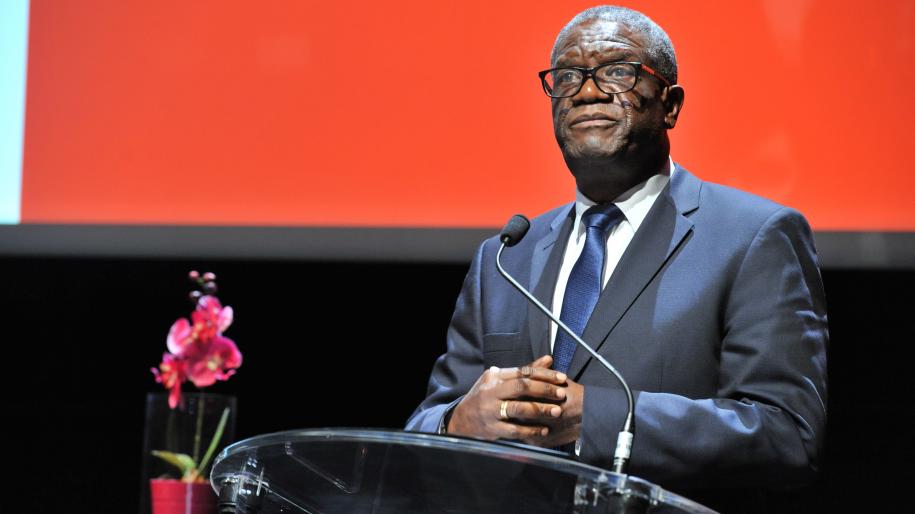 Denis Mukwege au pupitre