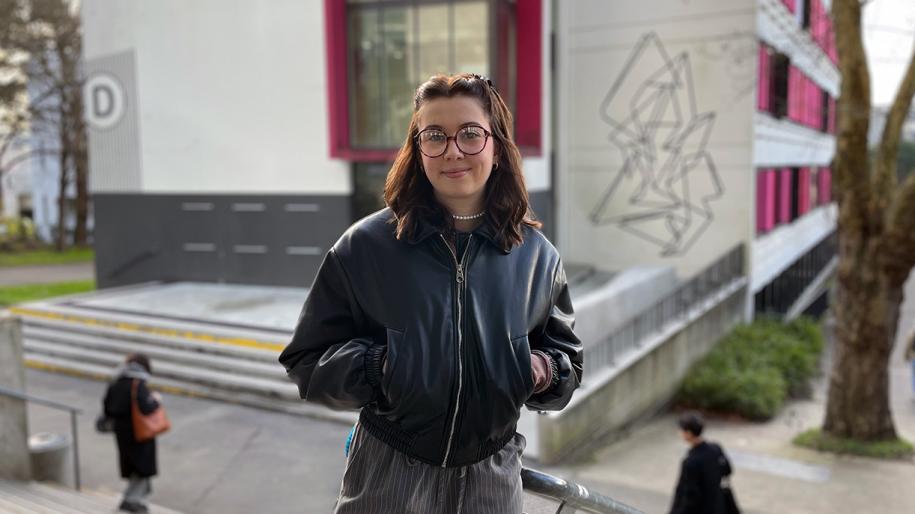 Lucie Quellard correspondante étudiante Ouest France sur le campus