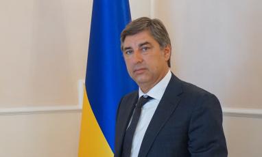 portrait de l'ambassadeur Vadym Omelchenko