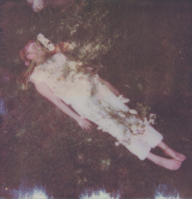 Photographie : Aëla Labbé - "Autoportrait aux cosmos"