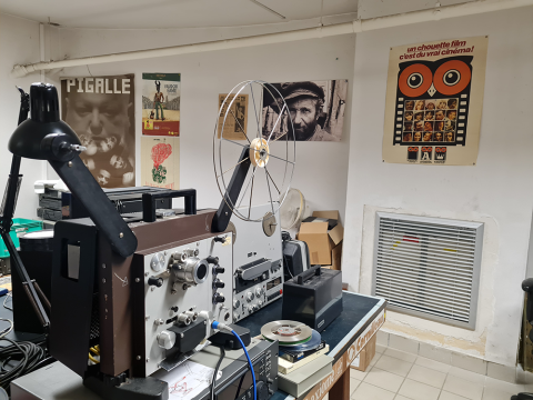 appareil à la Cinémathèque de Bretagne