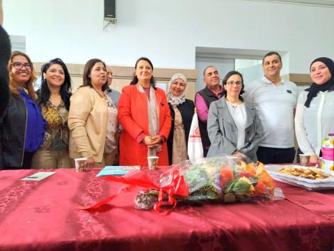 La directrice de l'IBLV, Hanène Turki avec son équipe pédagogique et le directeur des études arabes de Rennes 2, Chokri Mimouni.